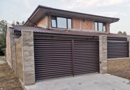 Двукрилна врата | Оградки.bg Двукрилна врата