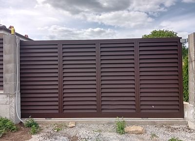 Метални дворни врати 3 | Оградки.bg Метални дворни врати 3